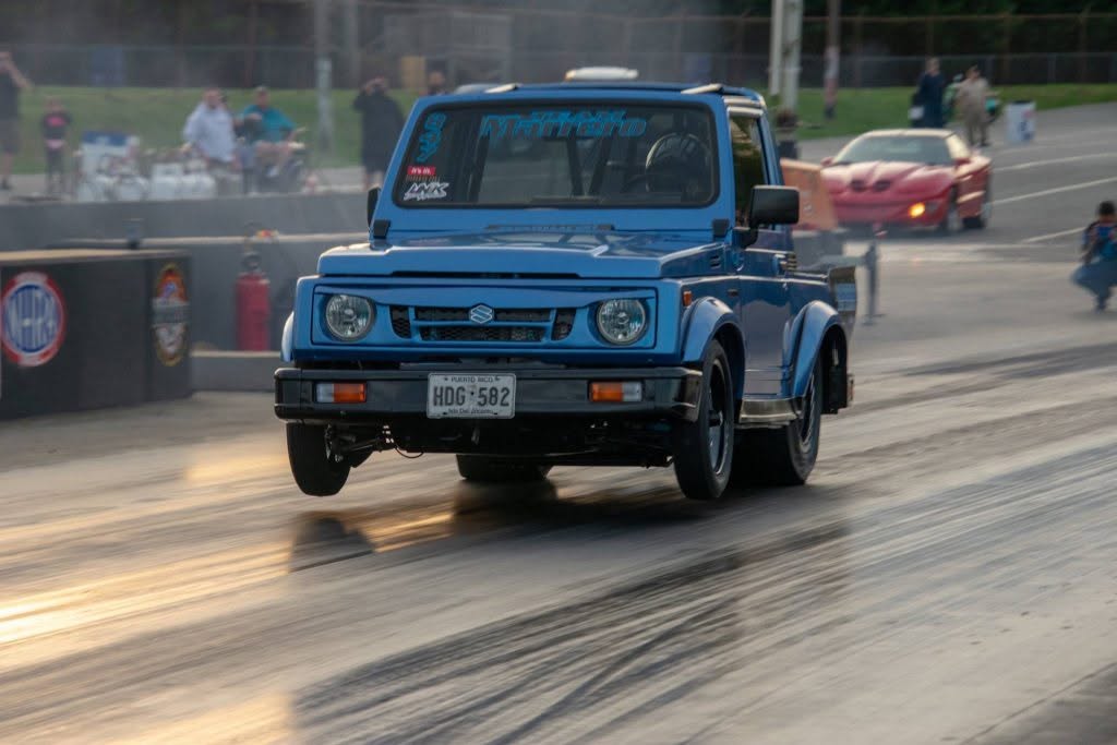 Suzuki Samurai running low 7's at Cecil County Dragway